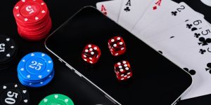 Cách đánh bài poker - Chiến thuật chơi và kỹ năng cơ bản